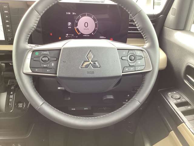 Mitsubishi Delica Mini 5