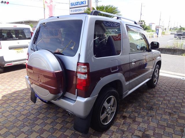 Mitsubishi Pajero Mini 5