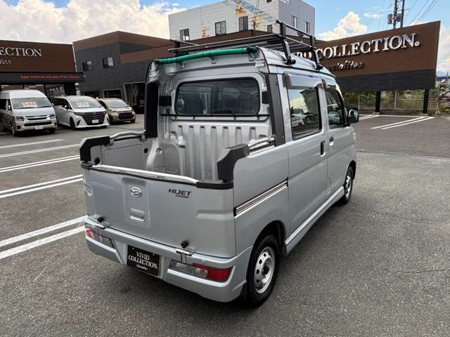 Daihatsu Hijet Deck Van 6