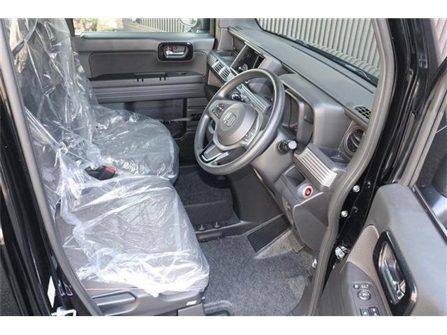 Honda N-VAN 11