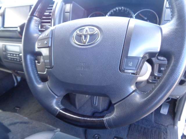 Toyota Regius Ace 10