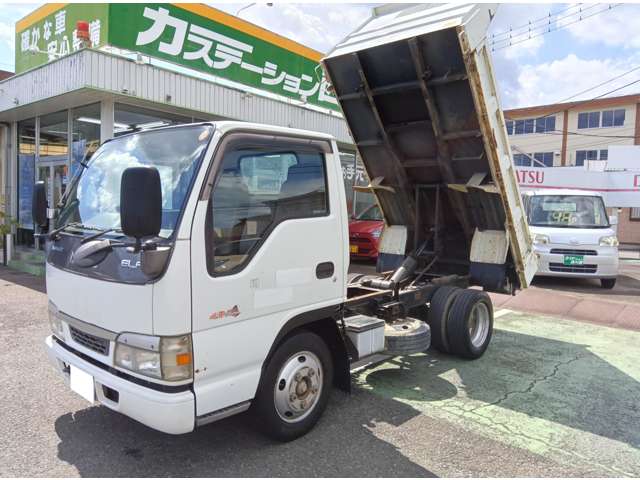 Isuzu Elf 2