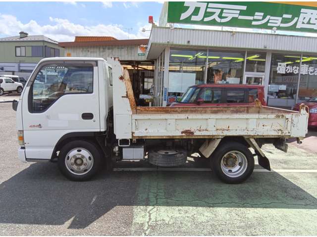 Isuzu Elf 9