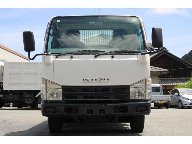 Isuzu Elf 2