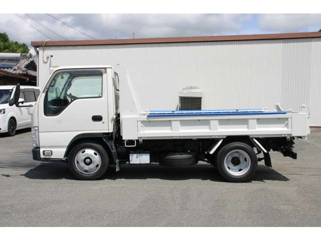 Isuzu Elf 6