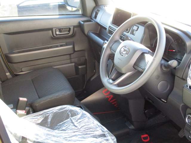 Daihatsu Hijet Deck Van 11
