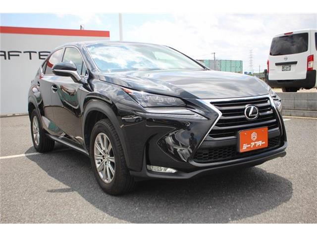 Lexus NX 11