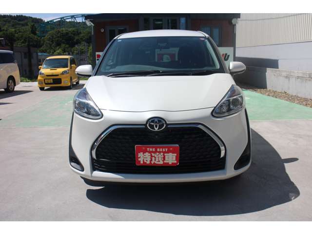 Toyota Sienta 2
