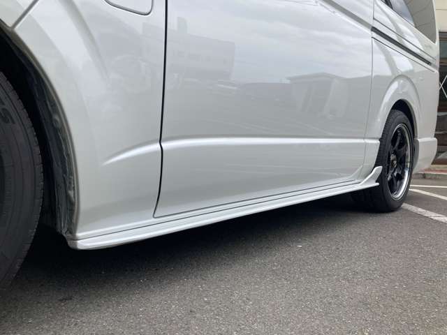 Toyota Hiace 12