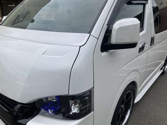 Toyota Hiace 10