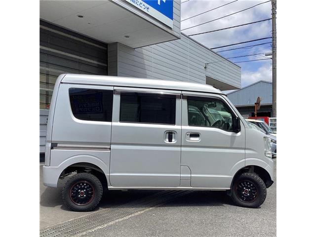 Nissan NV100 Clipper 6