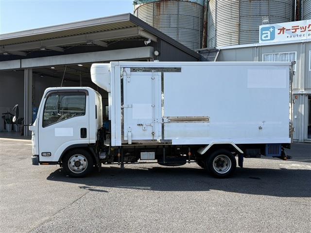 Isuzu Elf 9
