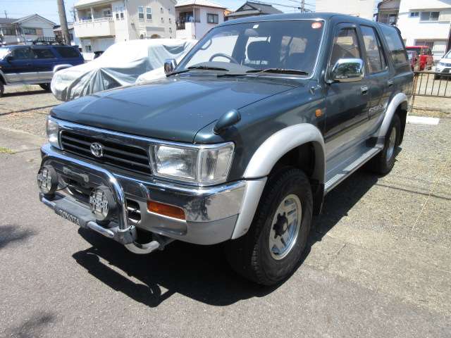 Toyota Hilux Surf 3
