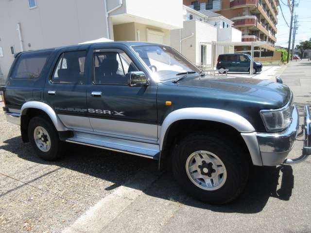 Toyota Hilux Surf 5