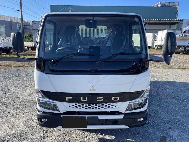 Mitsubishi Fuso Canter 4