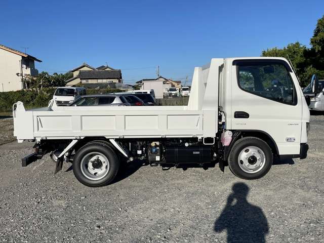 Mitsubishi Fuso Canter 7