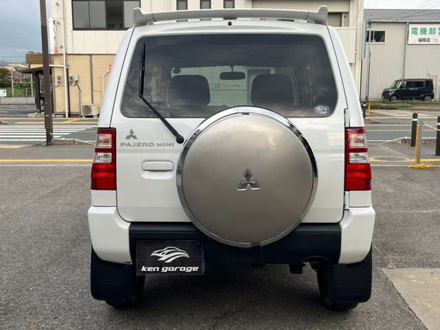 Mitsubishi Pajero Mini 9