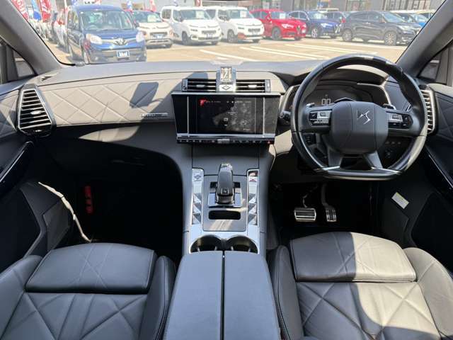 DS Automobiles DS 7 Crossback 12