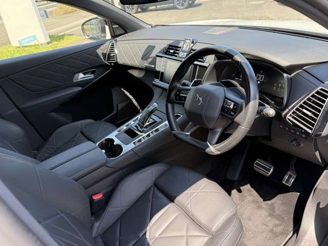 DS Automobiles DS 7 Crossback 9