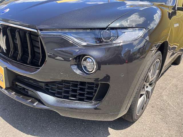 Maserati Levante 11