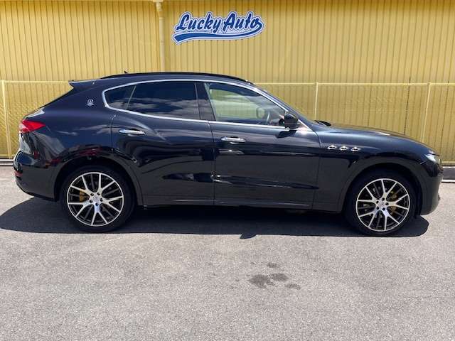Maserati Levante 3