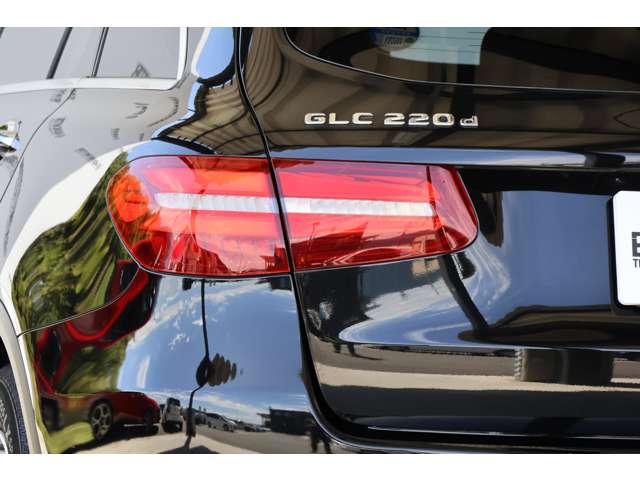Mercedes-Benz GLC 8