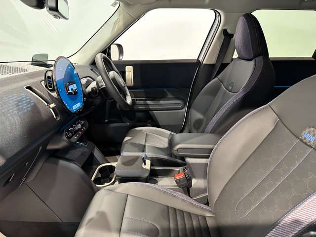 MINI Countryman 4