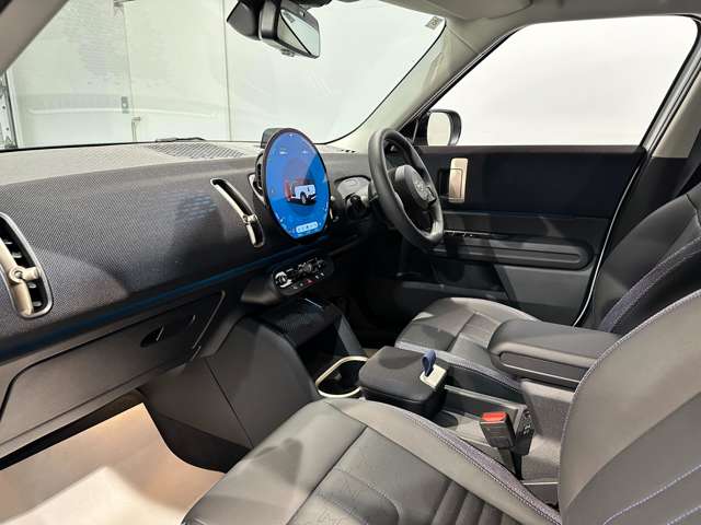 MINI Countryman 7