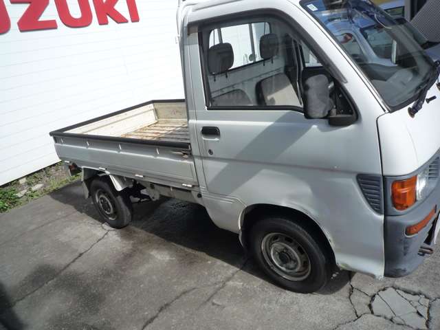 Daihatsu Hijet Pickup 4