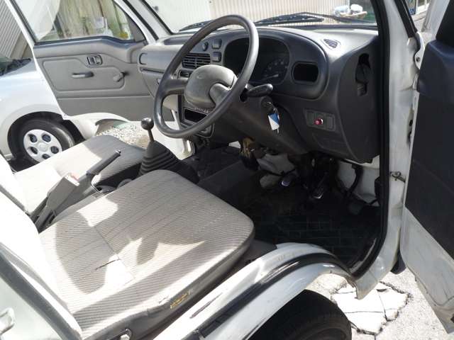 Daihatsu Hijet Pickup 8