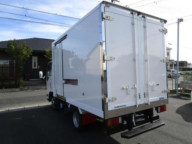 Isuzu Elf 9