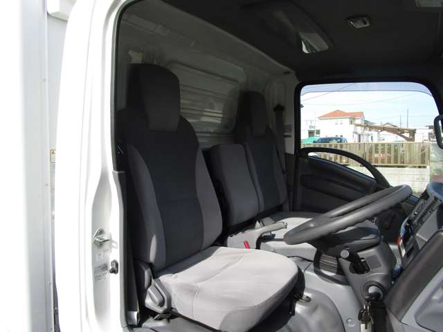 Isuzu Elf 10