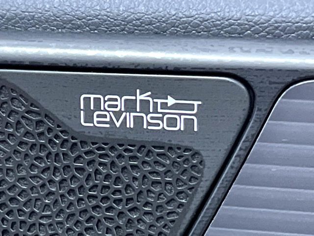 Lexus NX 4