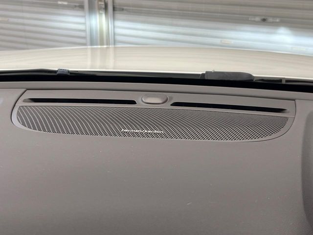 Volvo XC40リチャージ 4