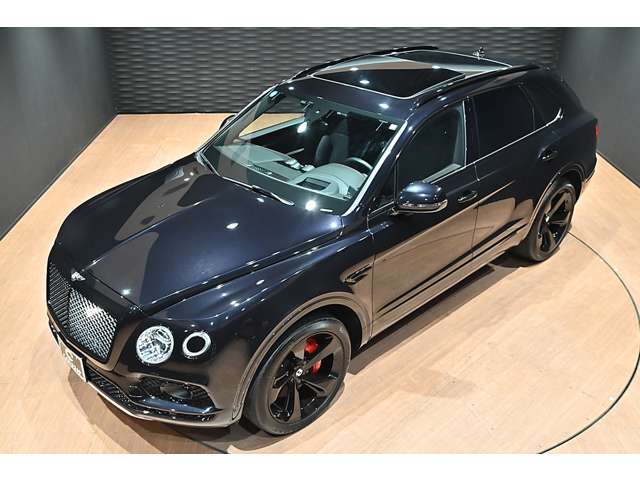Bentley Bentayga 8