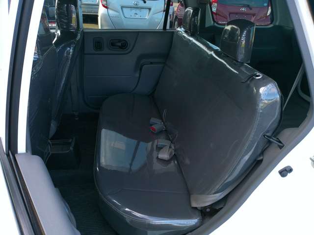 Nissan NV150 AD 5