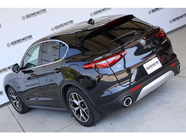 Alfa Romeo Stelvio 11