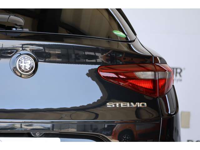 Alfa Romeo Stelvio 9
