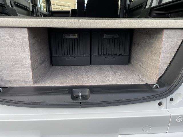 Honda N-VAN 11