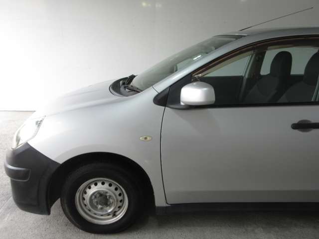 Nissan AD 6