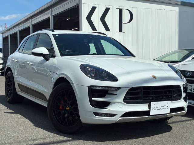 Porsche Macan 11
