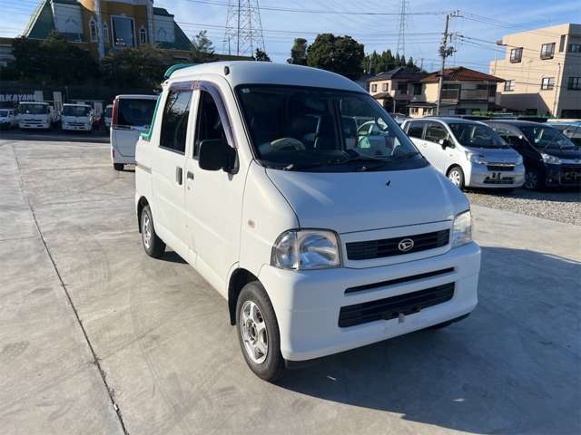 Daihatsu Hijet Deck Van 5