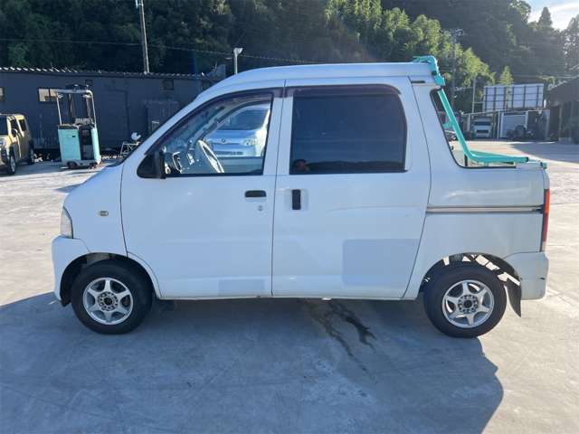 Daihatsu Hijet Deck Van 10