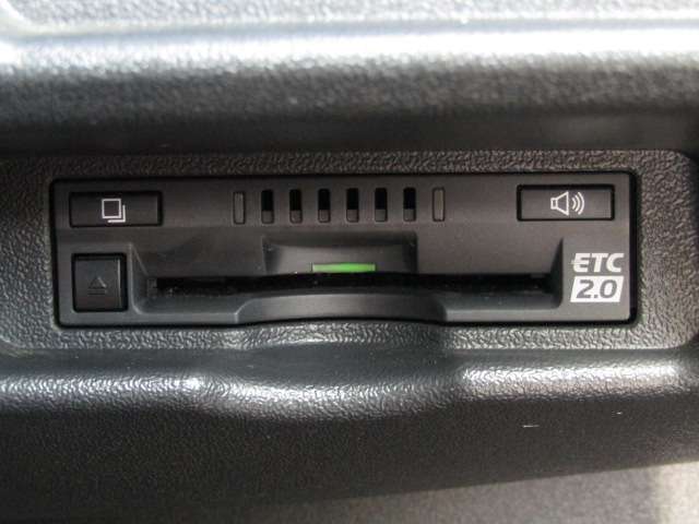 Toyota Hiace Van 5