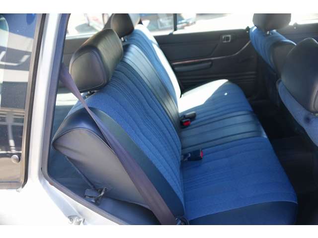 Toyota Crown Van 4