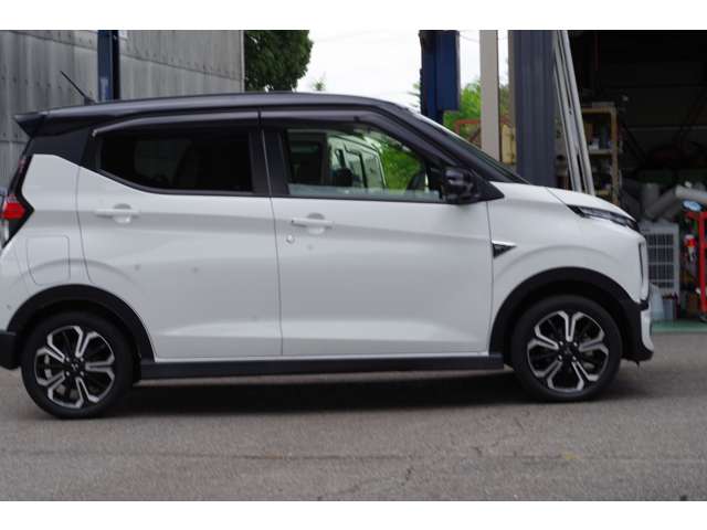 Mitsubishi eK X EV 8