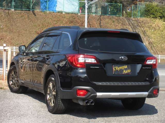 Subaru Legacy Outback 2