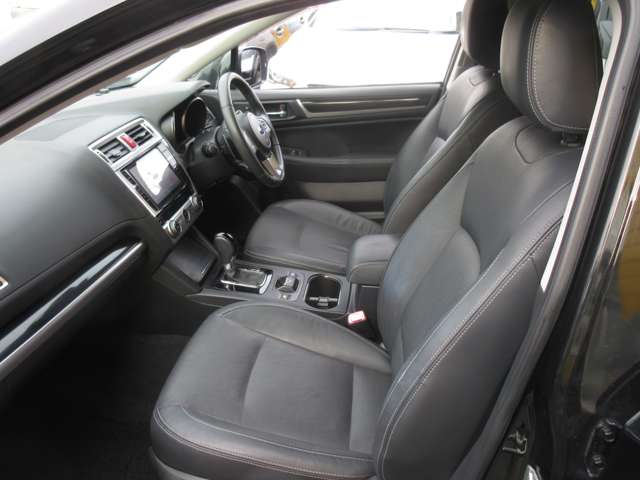 Subaru Legacy Outback 6