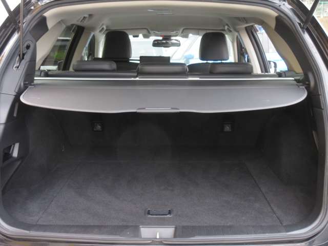 Subaru Legacy Outback 8