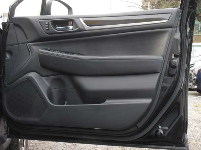 Subaru Legacy Outback 10